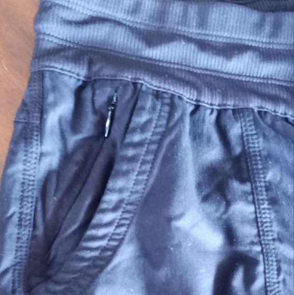 THE NORTH FACE APHRODITE 2.0 CAPRI PANTS - Picture 4 of 10